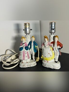Vintage Victorian/Colonial Courting Couple Porcelain Boudoir Lamps